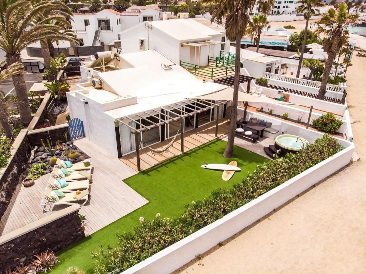 Villa Maluhia Frente Al Mar Y Jacuzzi Corralejo Eksteriør billede