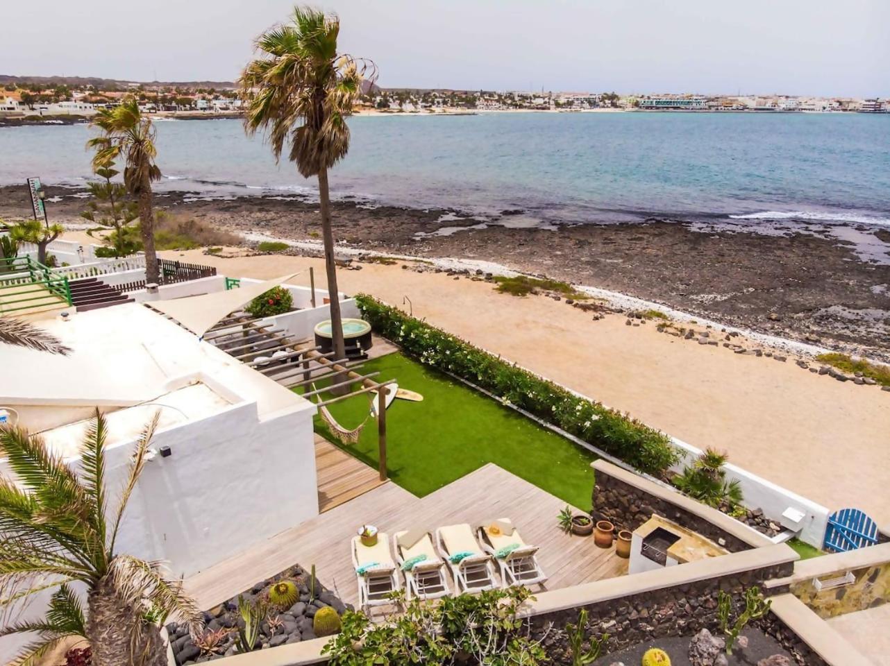 Villa Maluhia Frente Al Mar Y Jacuzzi Corralejo Eksteriør billede