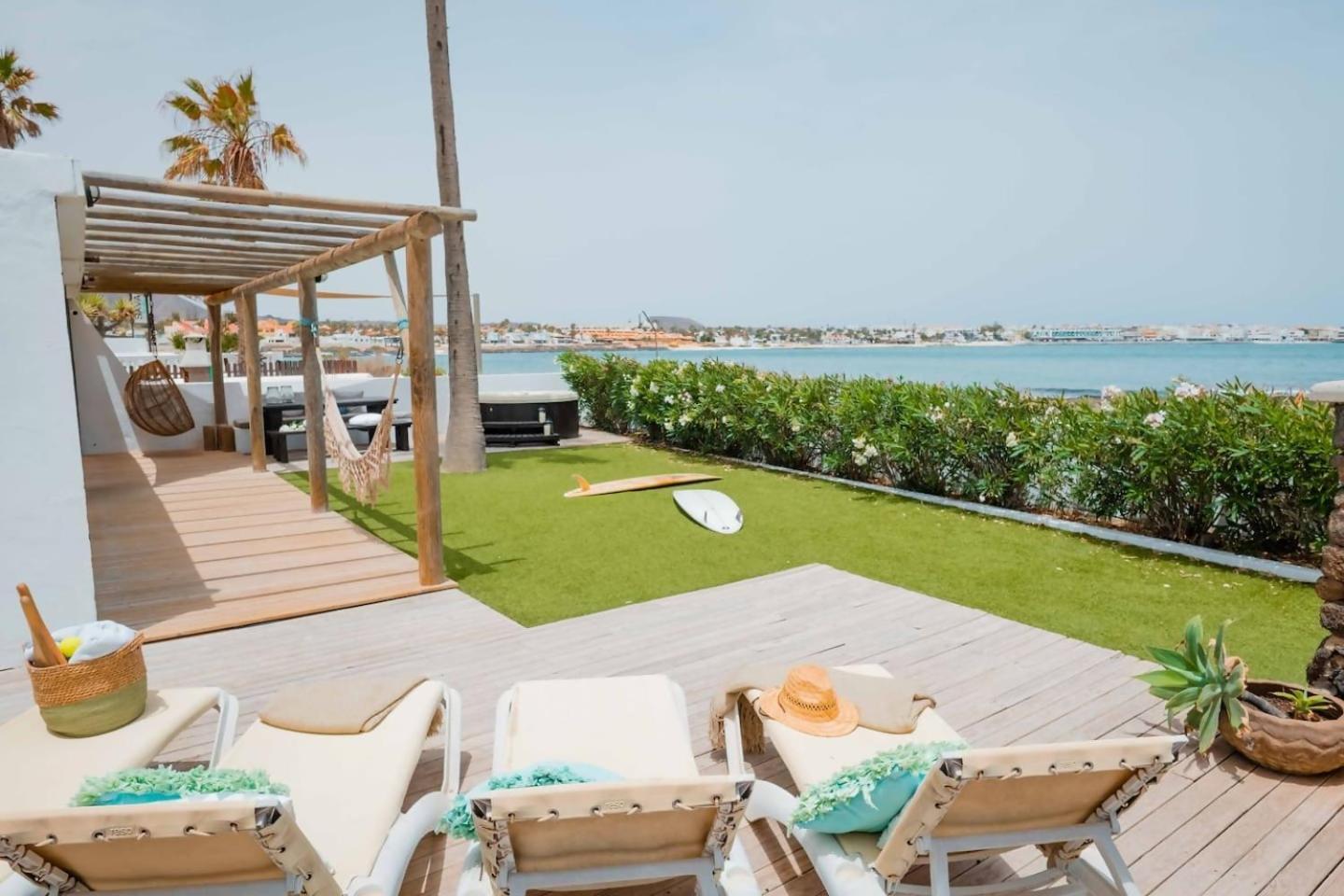 Villa Maluhia Frente Al Mar Y Jacuzzi Corralejo Eksteriør billede